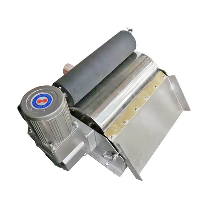 Magnetic coolant separator